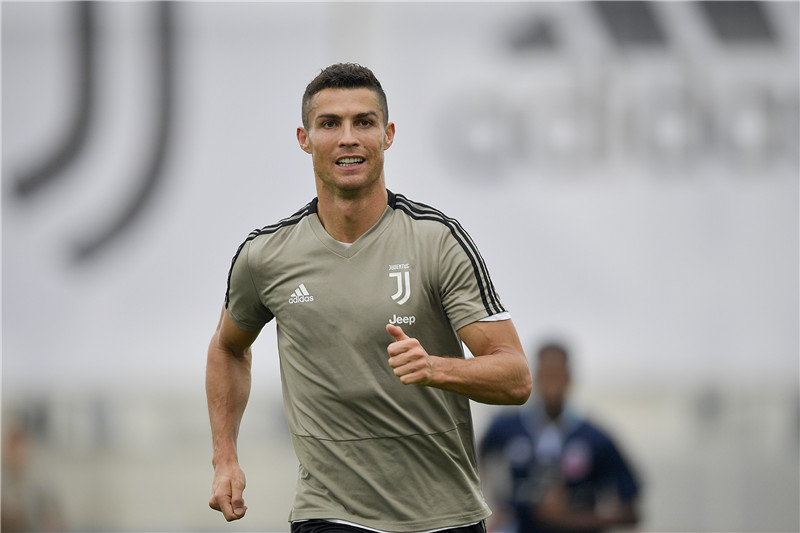 柏札莱中国区美食顾问龚禹特制--八方来财披萨